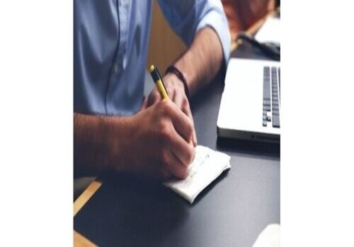 先提出离婚的女方可不可以分得财产