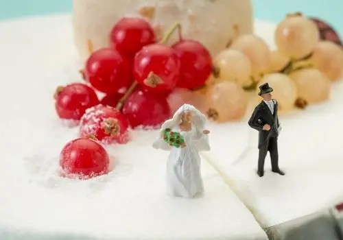 济南市私家侦探：两个人如果离婚孩子归谁管